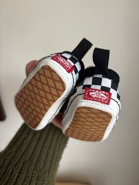 Size 1 baby vans